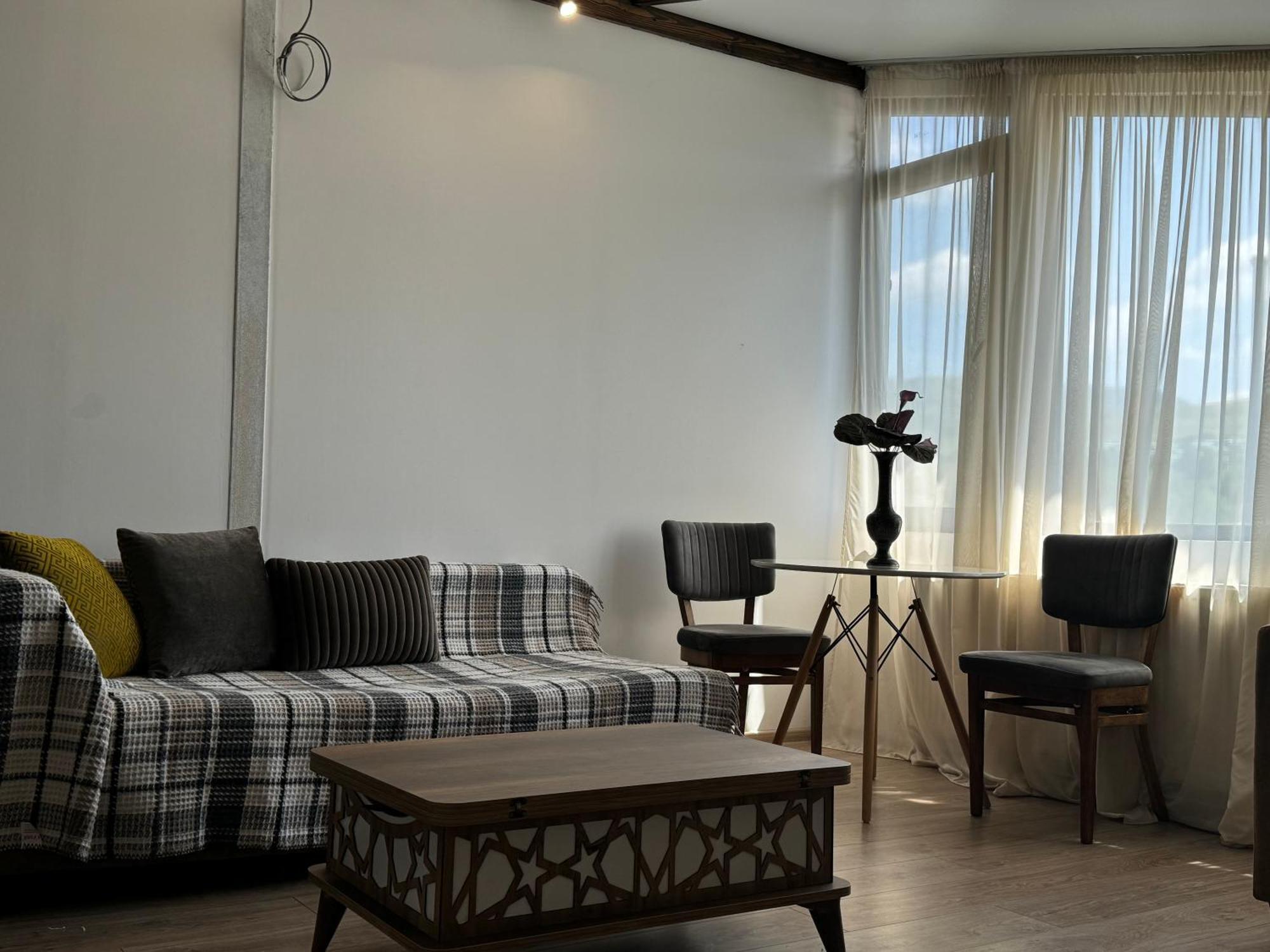 Guest House Elene Gori Zewnętrze zdjęcie