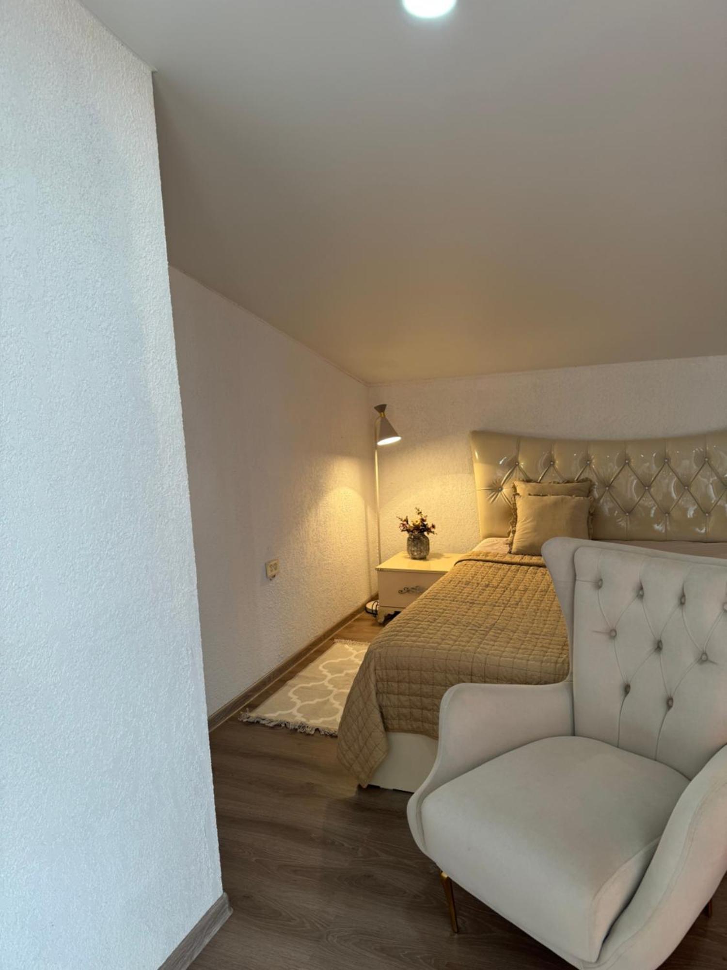 Guest House Elene Gori Zewnętrze zdjęcie