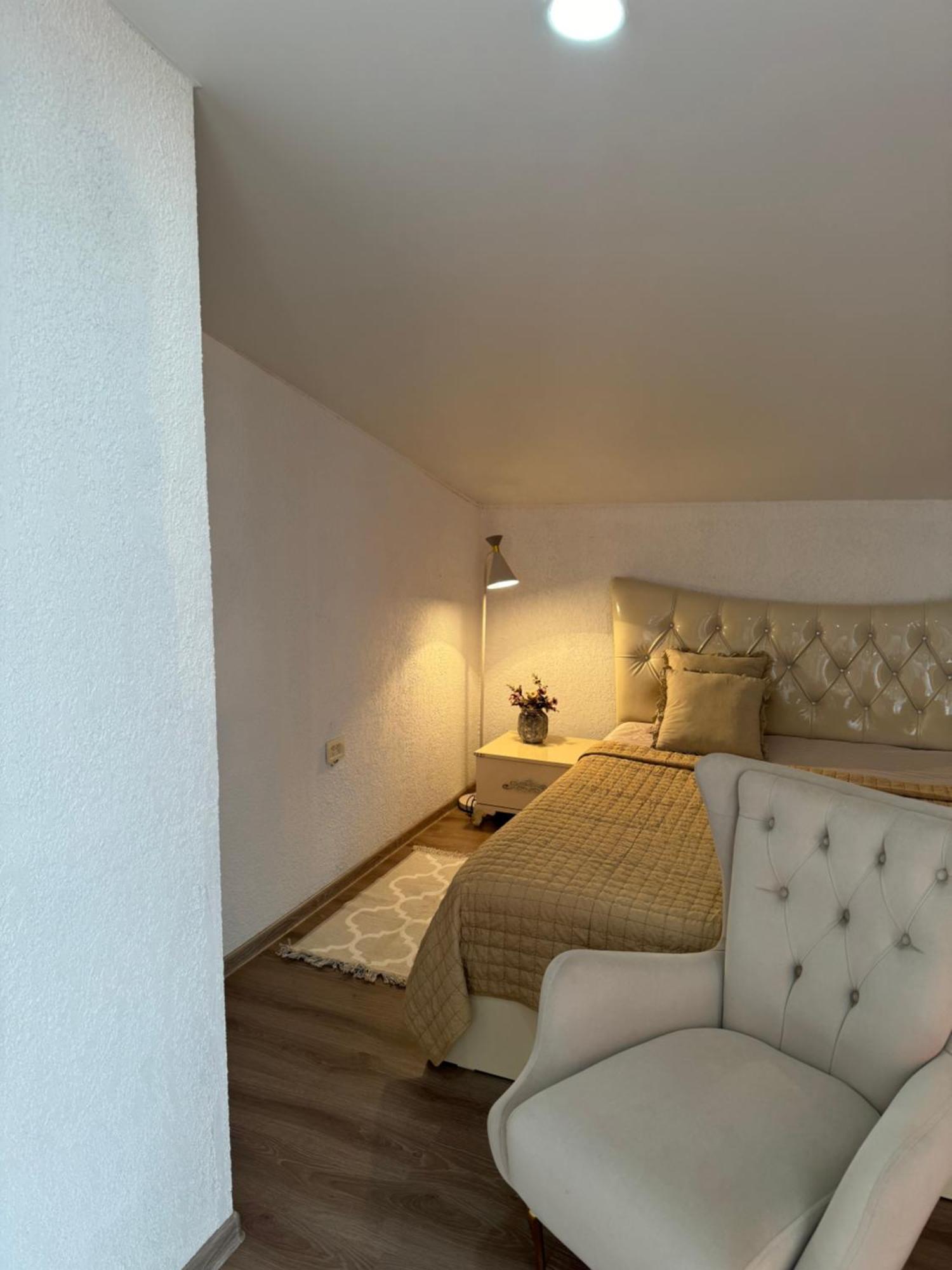 Guest House Elene Gori Zewnętrze zdjęcie